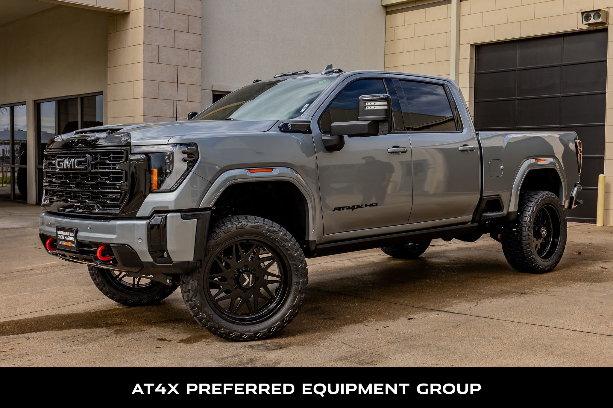 Used 2026 GMC Sierra 2500 AT4X image 5