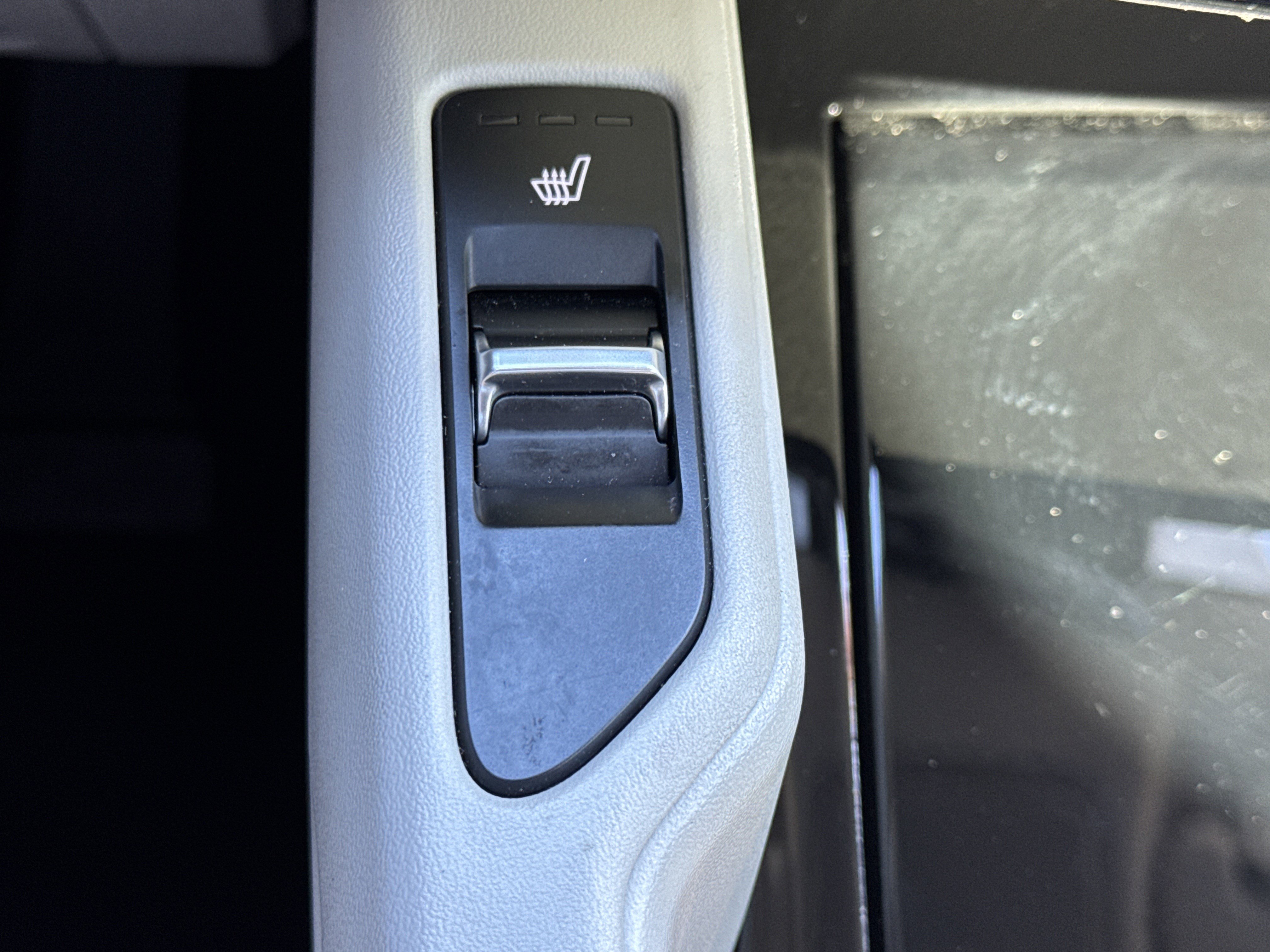 Used 2024 Kia Telluride S w/ S Sunroof Package image 14