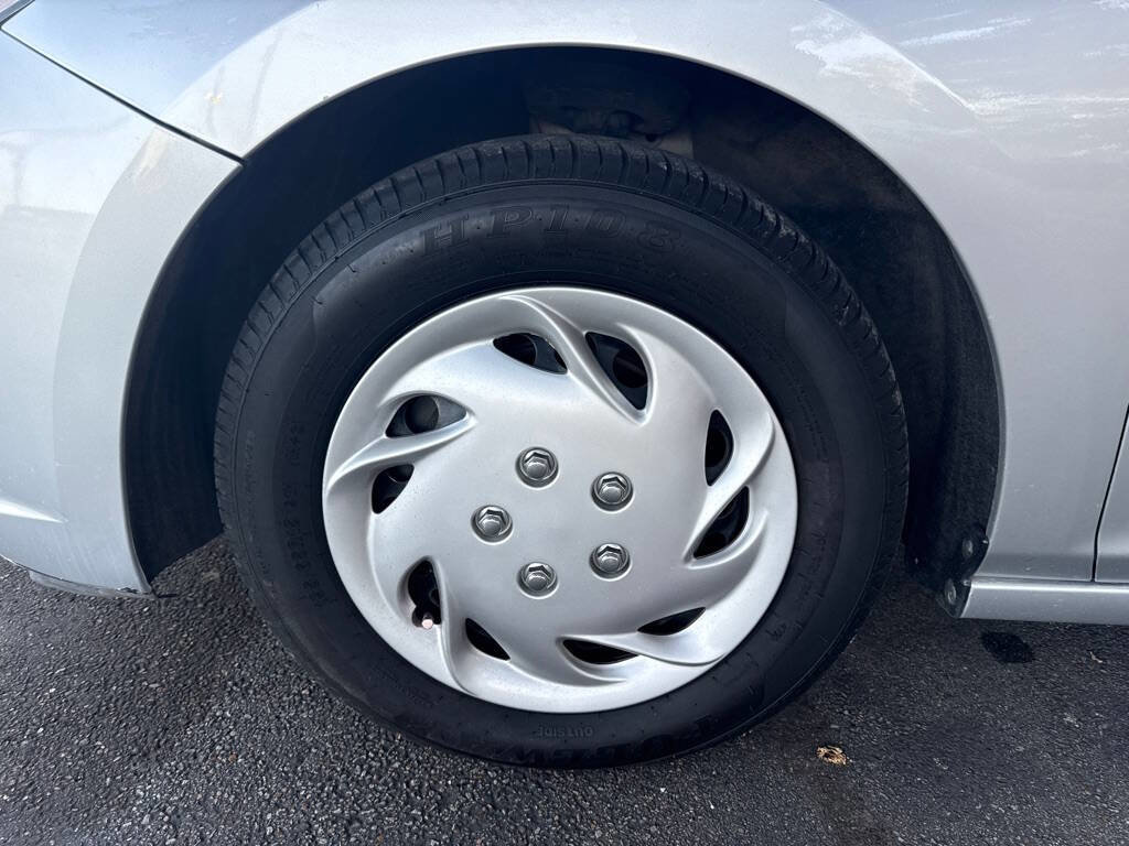 Used 2019 Chevrolet Cruze LS FWD image 23