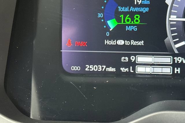 Used 2025 Toyota Tundra Capstone AWD/4WD image 40