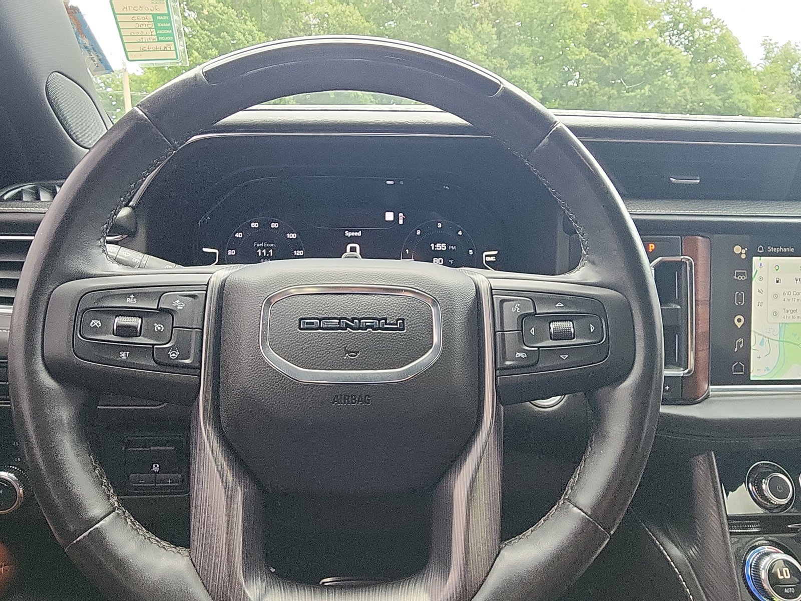 Used 2023 GMC Yukon Denali Ultimate AWD/4WD image 15