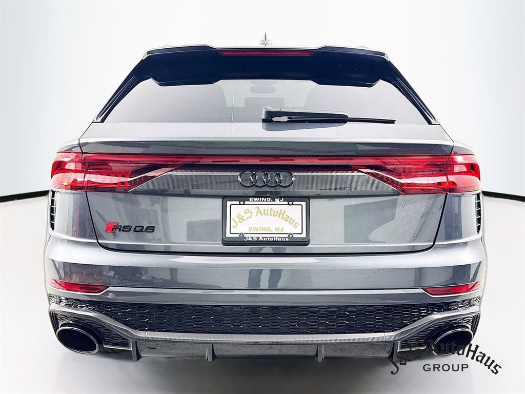Used 2023 Audi RS Q8 w/ Black Optic Package image 6