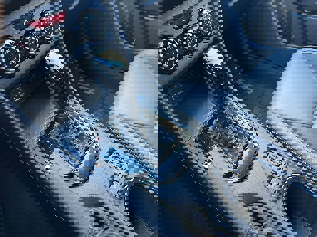 Used 2021 Subaru Crosstrek 2.5i Sport w/ Moonroof Package image 18