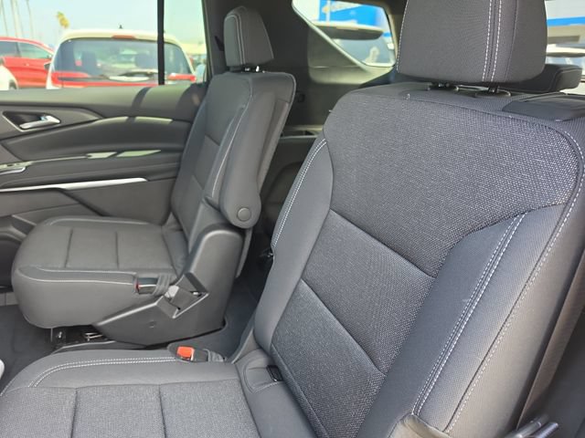 Used 2026 Chevrolet Traverse LT w/ Driver Confidence Package FWD image 12