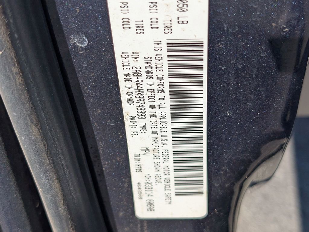 Used 2008 Chrysler Town & Country LX image 28