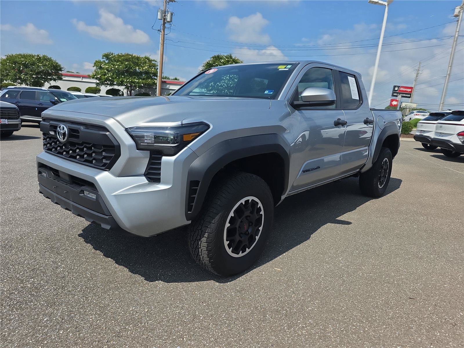 Used 2024 Toyota Tacoma TRD Off-Road AWD/4WD image 18