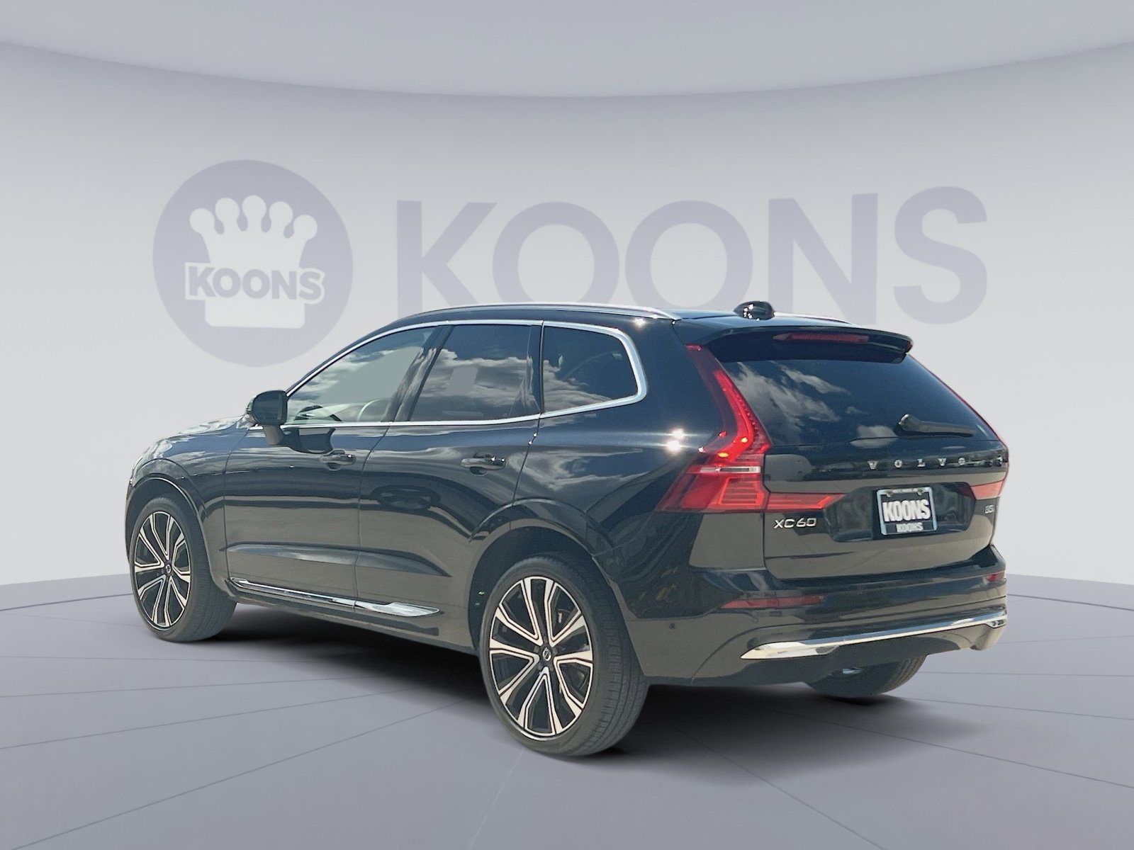 Certified 2023 Volvo XC60 B5 Ultimate w/ Climate Package AWD/4WD image 14