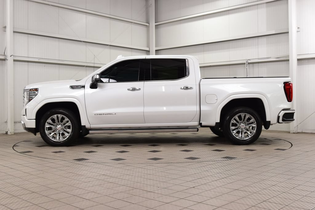 Used 2023 GMC Sierra 1500 Denali AWD/4WD image 4