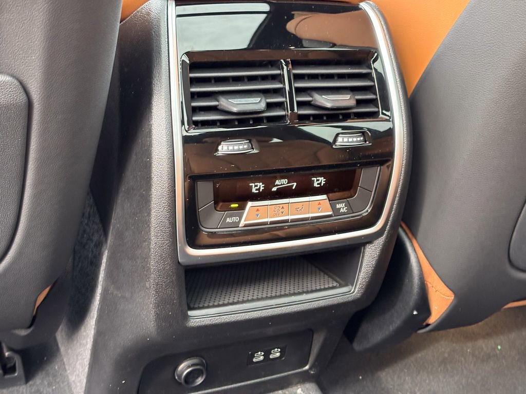 New 2026 BMW X7 xDrive40i image 34