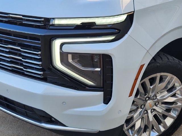 Used 2026 Chevrolet Tahoe High Country AWD/4WD image 8