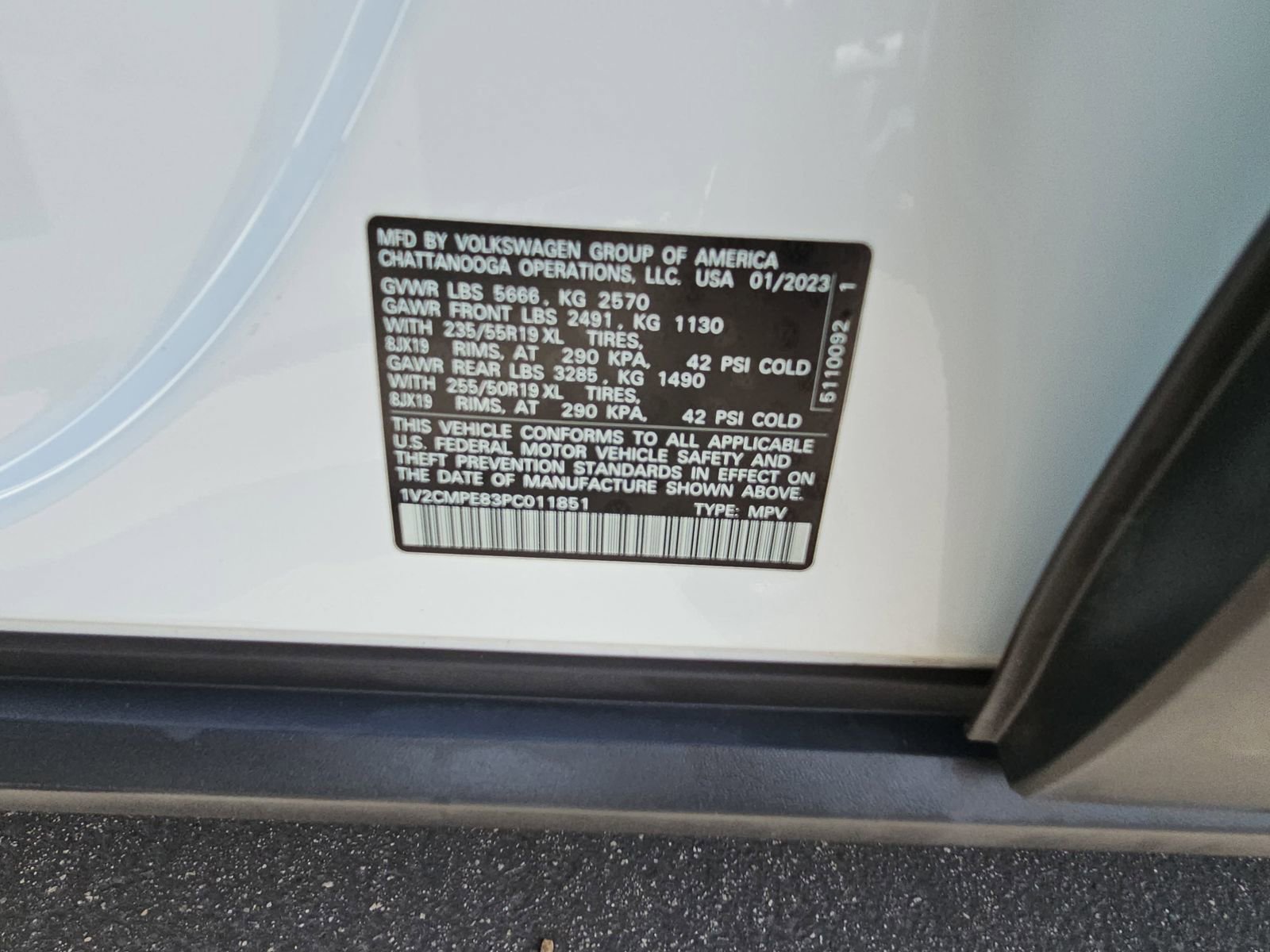 Certified 2023 Volkswagen ID.4 Pro image 36