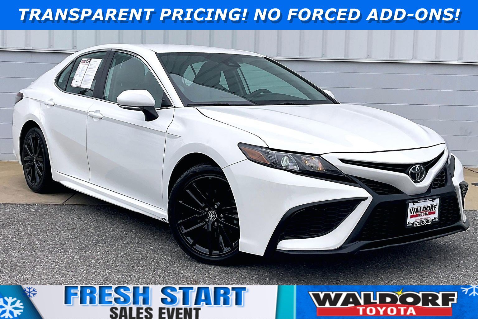 Used 2023 Toyota Camry SE image 1