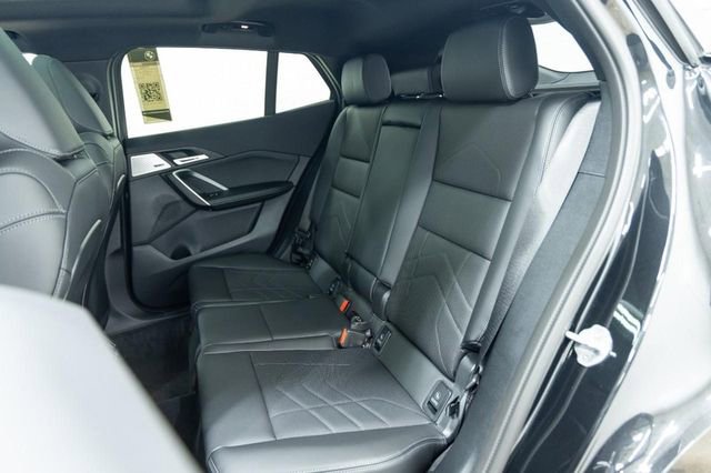 Certified 2025 BMW X2 xDrive28i w/ Technology Package image 27