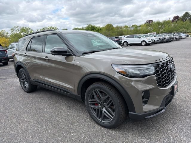 New 2026 Ford Explorer ST-Line w/ ST-Line Street Pack
