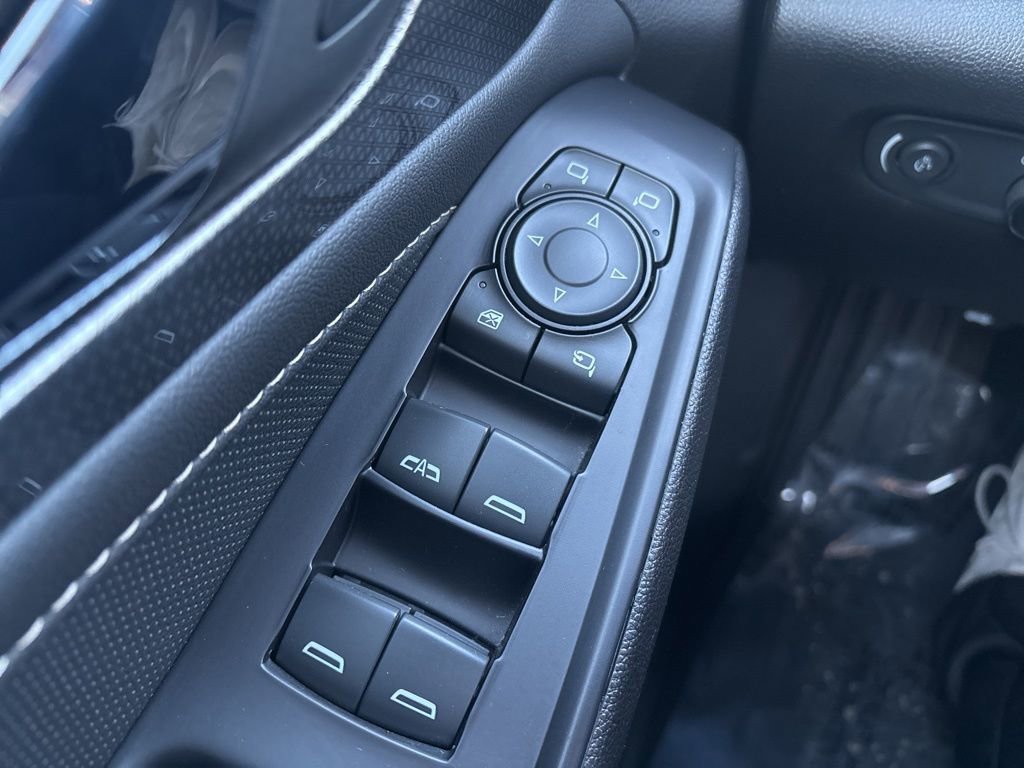 Used 2023 Chevrolet Traverse Premier image 18