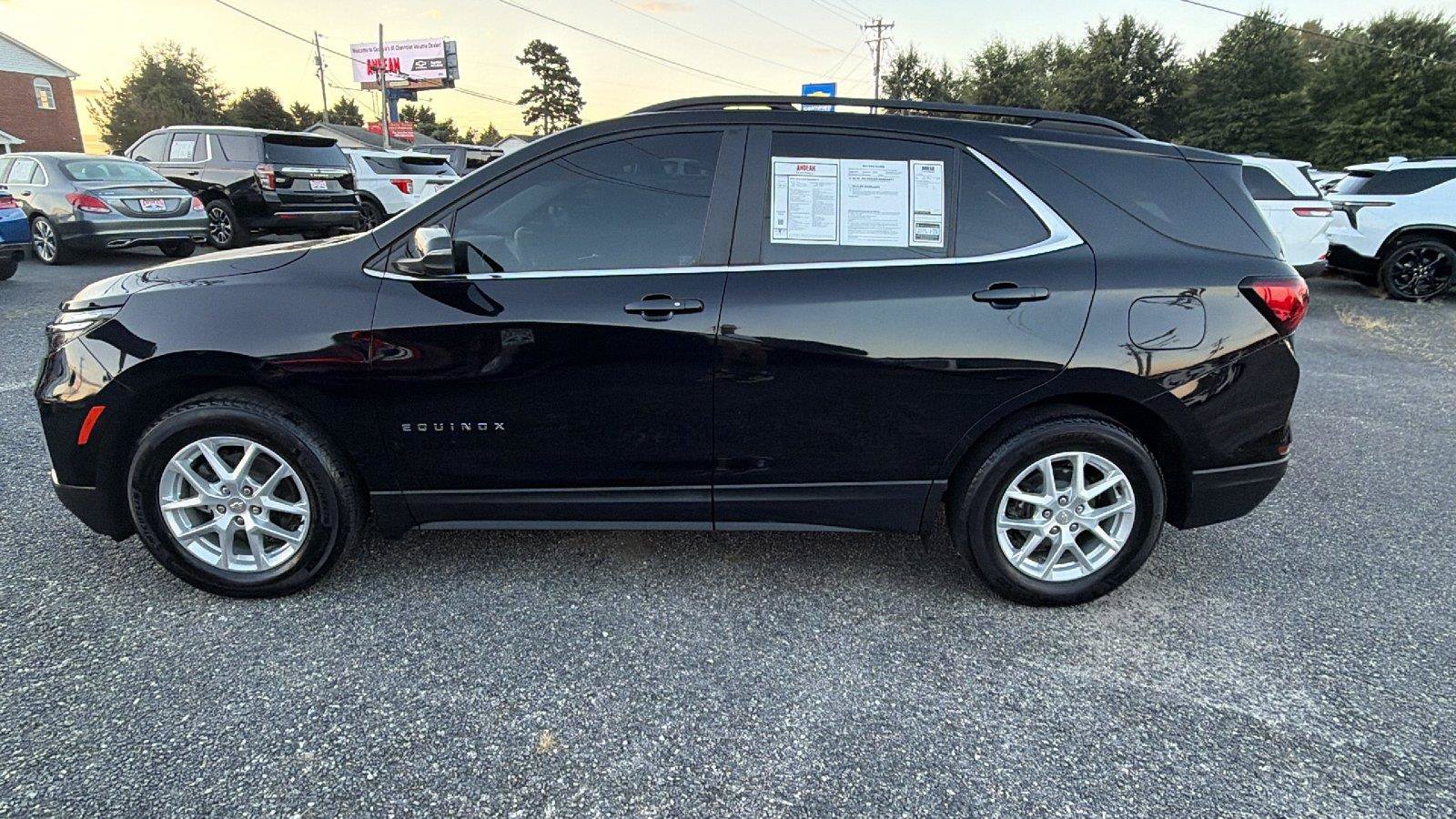 Used 2024 Chevrolet Equinox LT FWD image 12