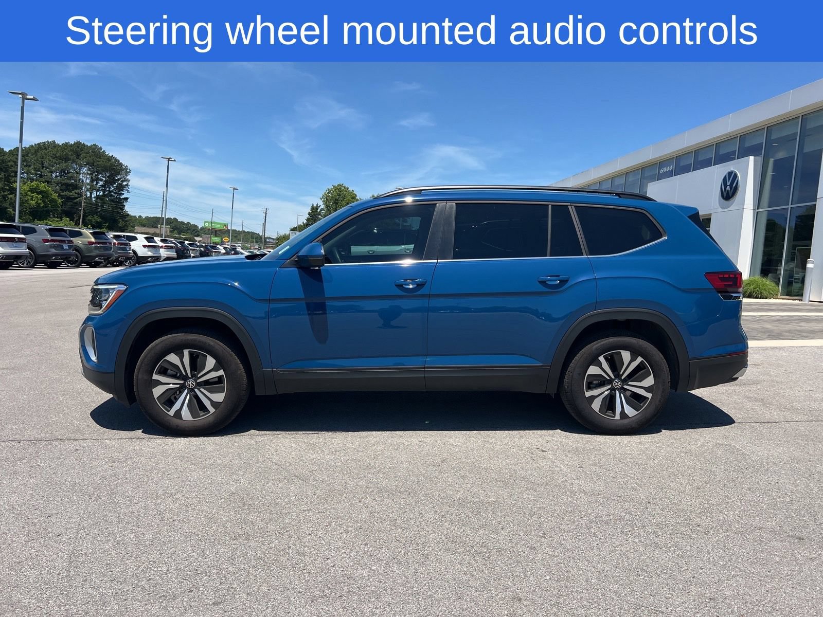 Certified 2026 Volkswagen Atlas SE FWD image 6
