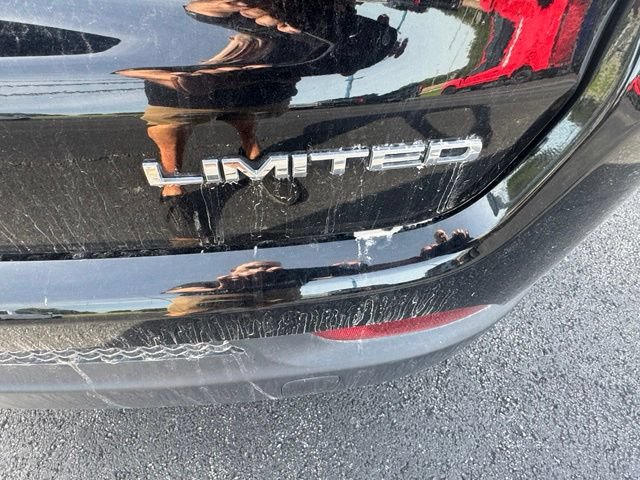 Used 2018 Jeep Compass Limited w/ Navigation Group AWD/4WD image 18