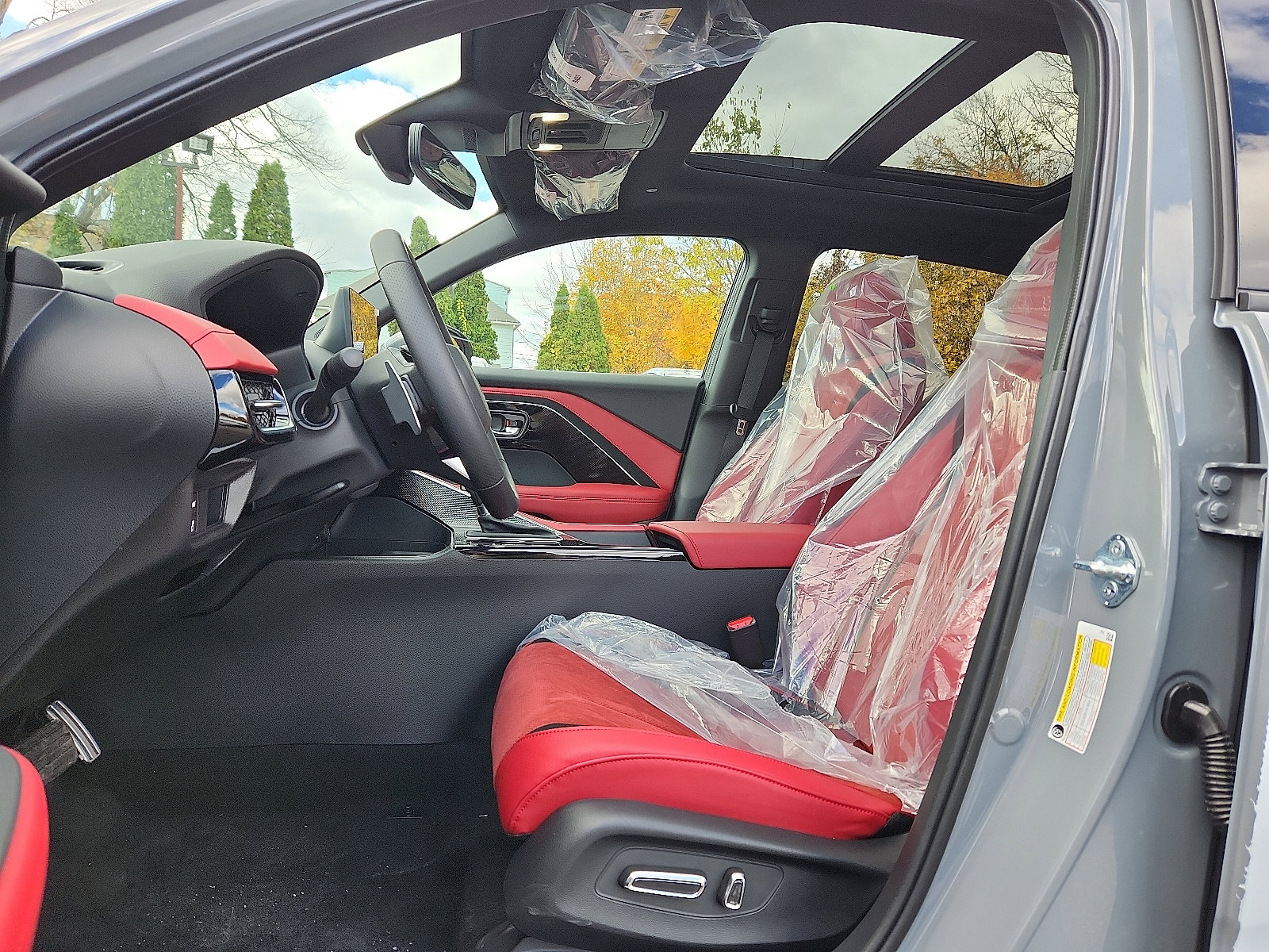 New 2025 Acura ADX A-Spec image 9