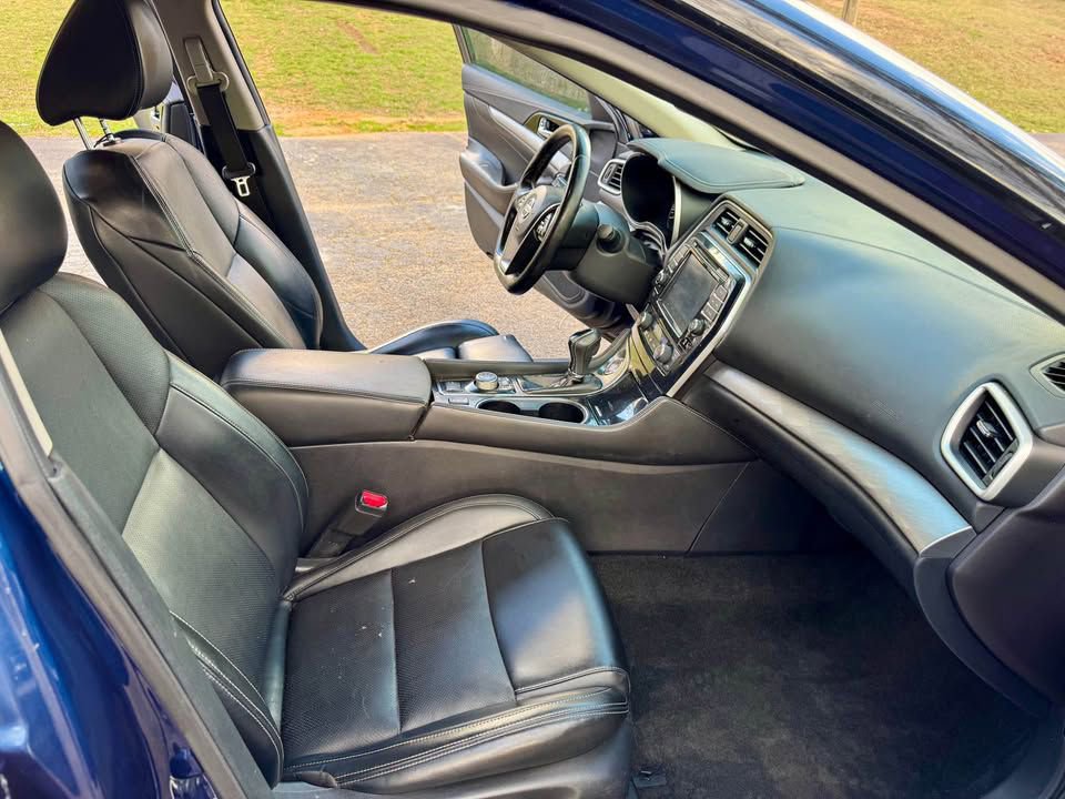 Used 2017 Nissan Maxima 3.5 SV image 5