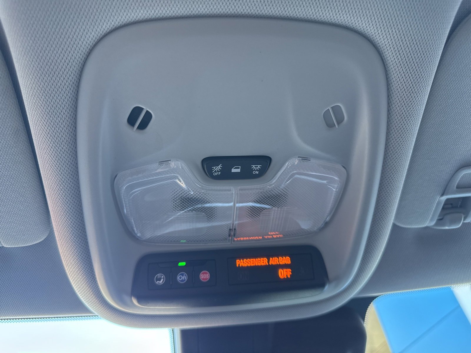 Used 2022 Chevrolet TrailBlazer LT w/ Convenience Package image 29