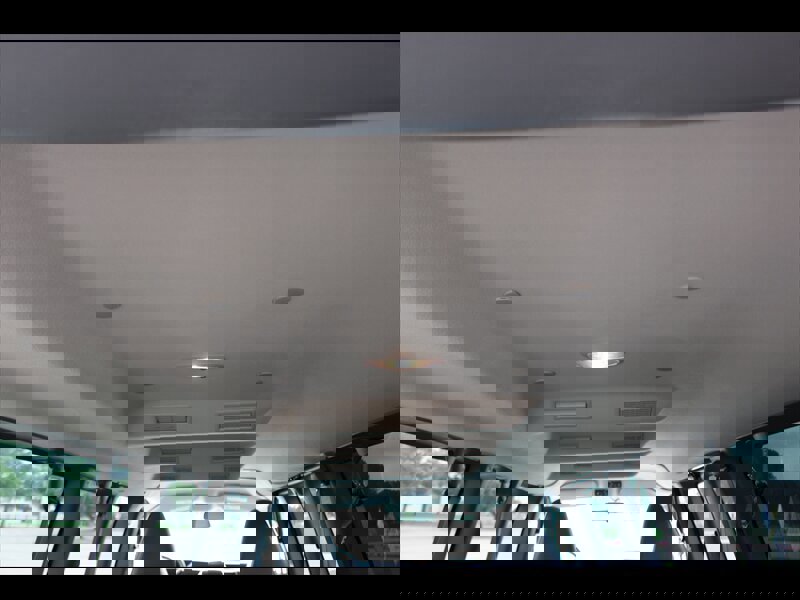 Used 2025 Chevrolet Express 3500 LS RWD image 12