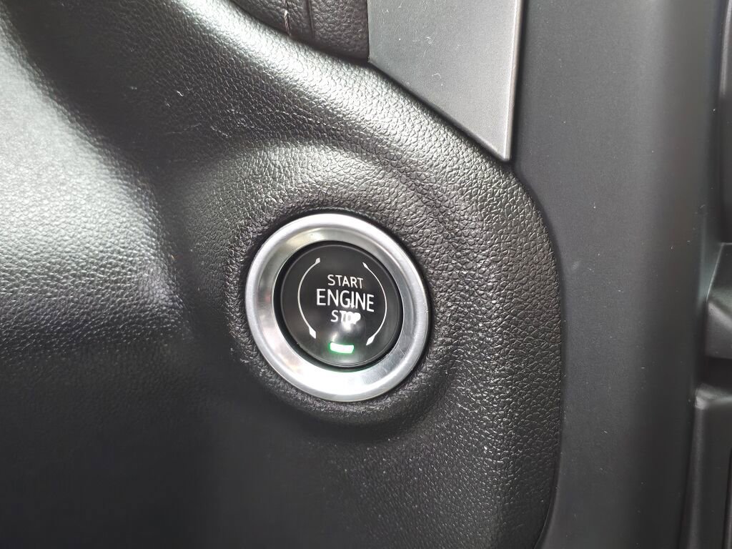 Used 2022 Chevrolet Silverado 1500 LT image 33