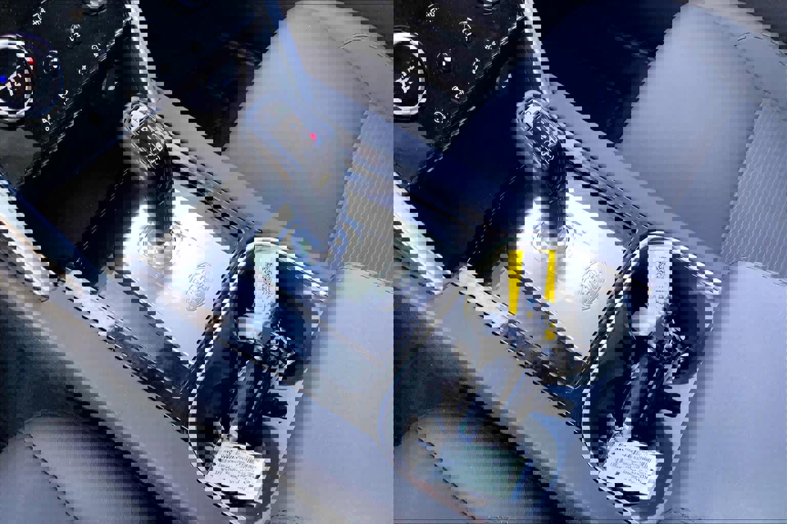 Used 2020 Land Rover Discovery Sport image 15