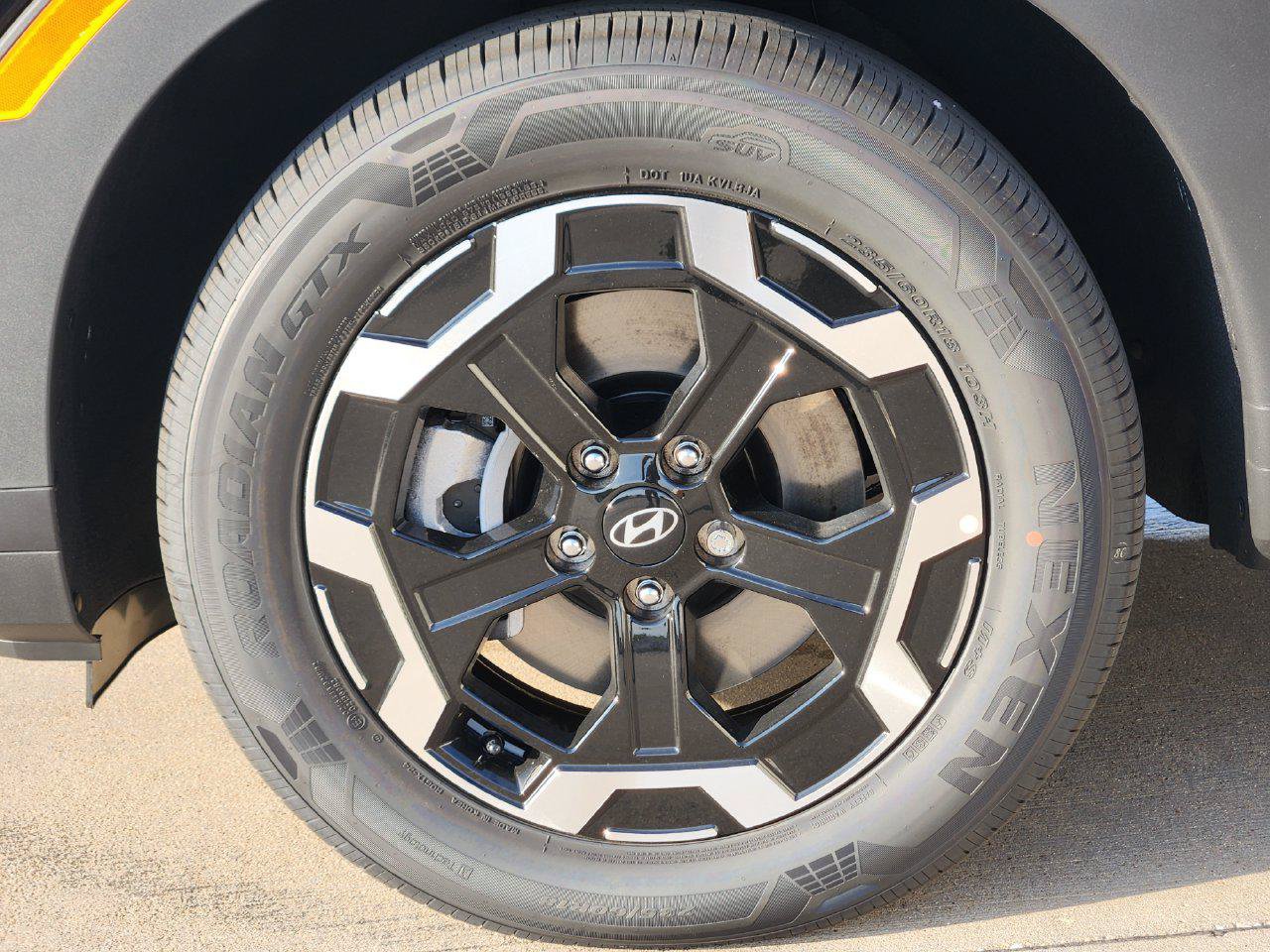 New 2026 Hyundai Santa Fe SEL FWD image 7