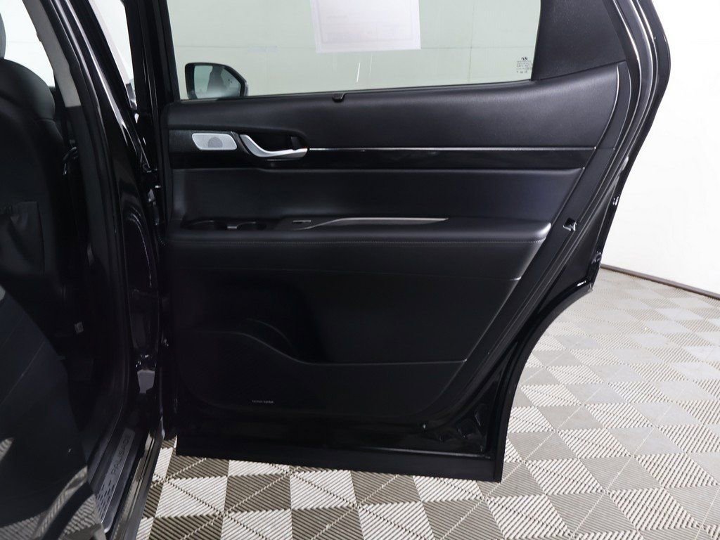 Used 2022 Hyundai Palisade Limited image 31