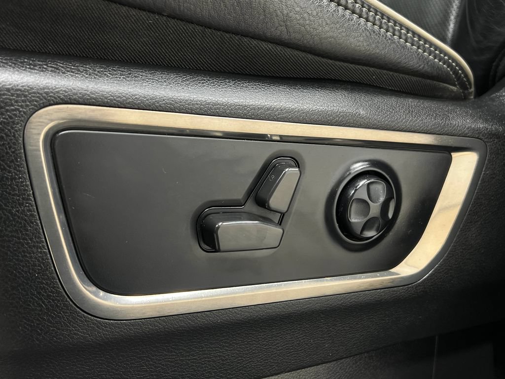 Used 2021 RAM 1500 Limited AWD/4WD image 19