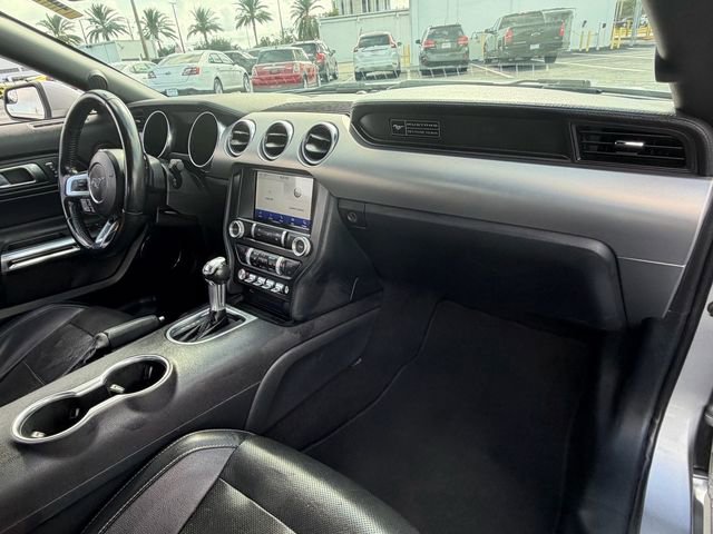 Used 2020 Ford Mustang Premium RWD image 15