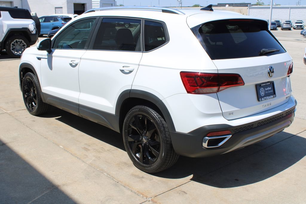 Certified 2023 Volkswagen Taos SE w/ Panoramic Sunroof Package AWD/4WD image 4