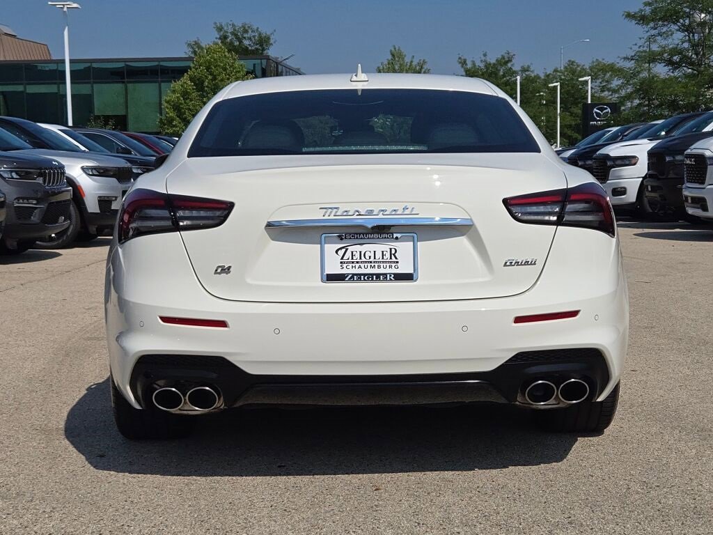 Certified 2022 Maserati Ghibli Modena Q4 image 13