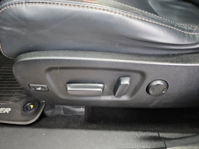 Used 2016 Toyota Highlander XLE image 33