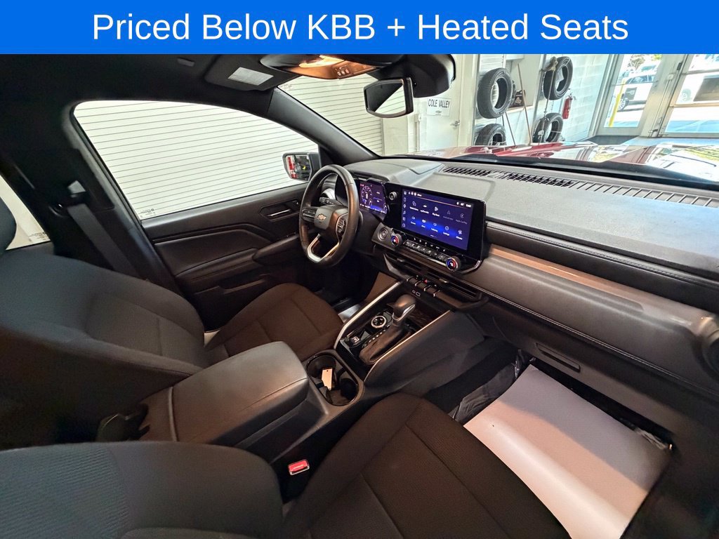 Used 2025 Chevrolet Colorado LT AWD/4WD image 22