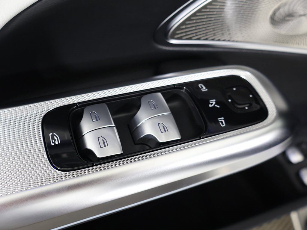 Used 2026 Mercedes-Benz E 53 AMG e 4MATIC Sedan image 43