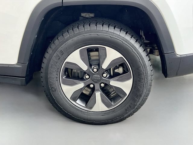 Used 2024 Jeep Grand Cherokee Limited 4xe AWD/4WD image 37