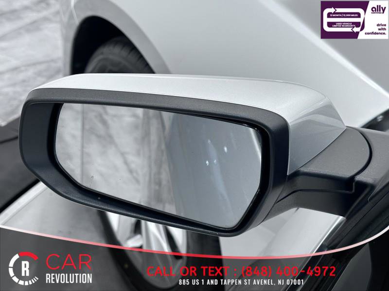 Used 2022 Chevrolet Malibu LT image 41