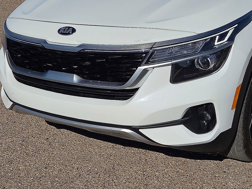 Used 2024 Kia Seltos EX image 10
