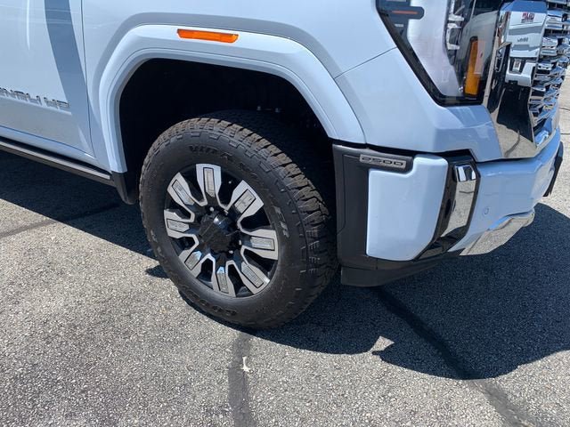 New 2026 GMC Sierra 2500 Denali w/ Denali Reserve Package AWD/4WD image 5