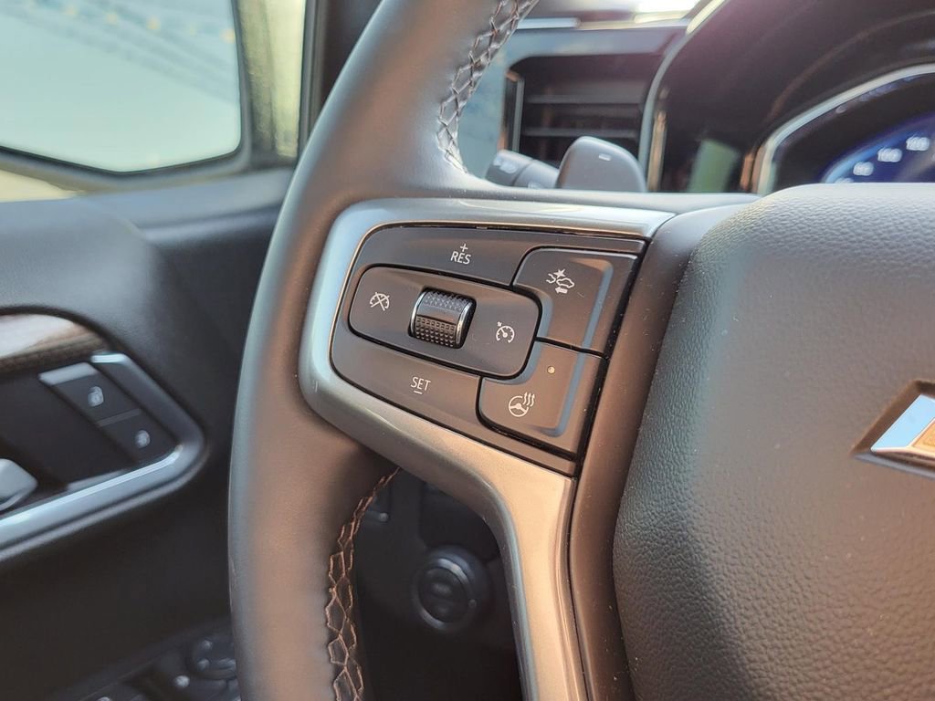 Certified 2025 Chevrolet Silverado 1500 LT w/ Safety Package image 21