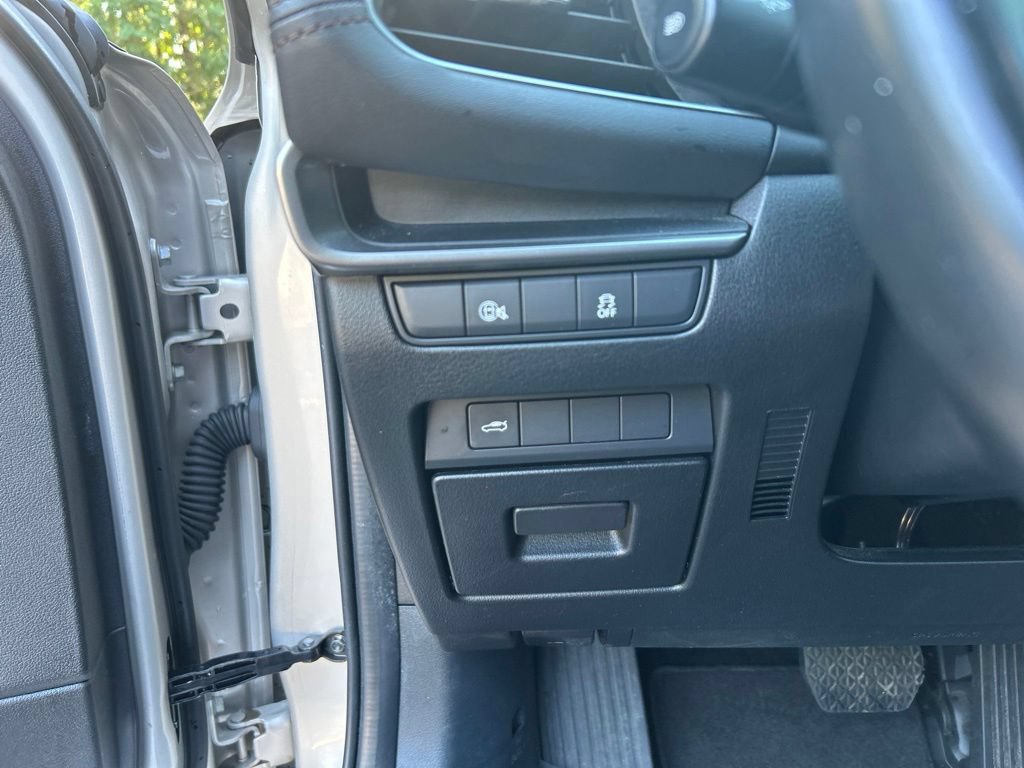 Used 2024 MAZDA MAZDA3 s FWD image 24