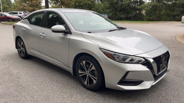 Used 2021 Nissan Sentra SV FWD image 2