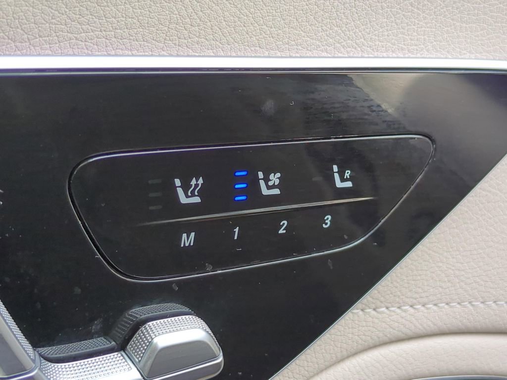 Used 2023 Mercedes-Benz EQS 450+ Sedan image 18