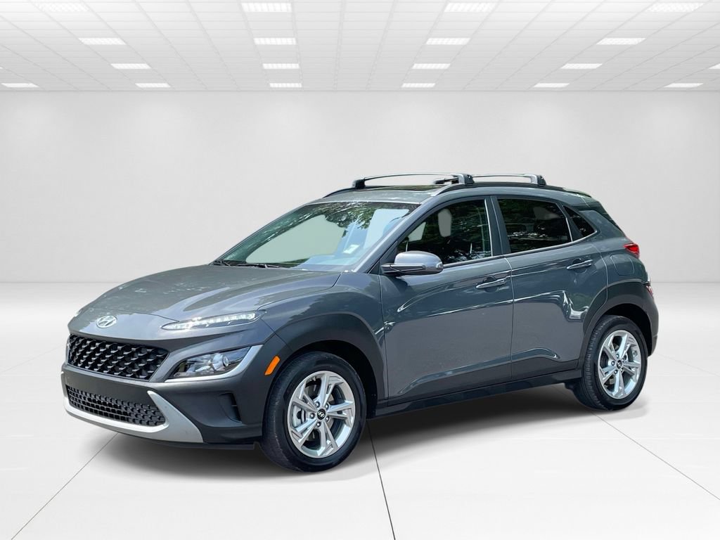 Certified 2023 Hyundai Kona SEL w/ Convenience Package AWD/4WD image 3