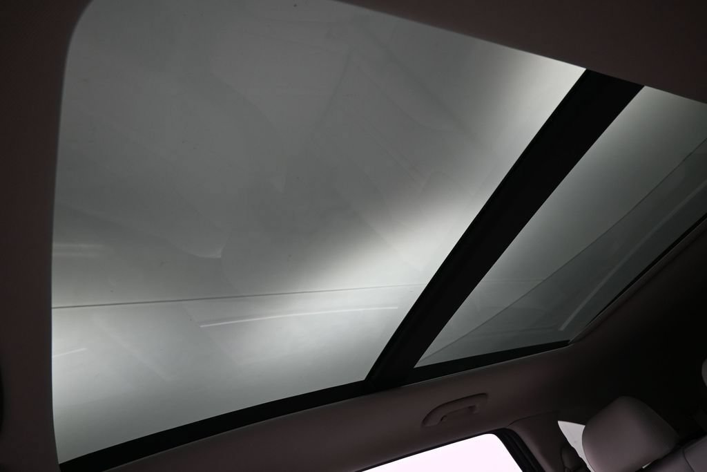 Used 2025 Kia Sorento S w/ Panoramic Sunroof Package FWD image 30