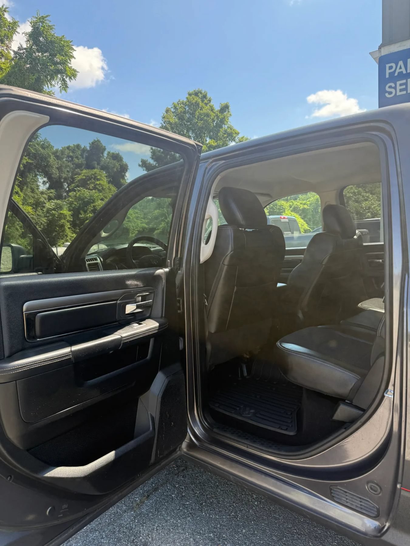 Used 2014 RAM 1500 Sport w/ Remote Start & Security Group AWD/4WD image 29