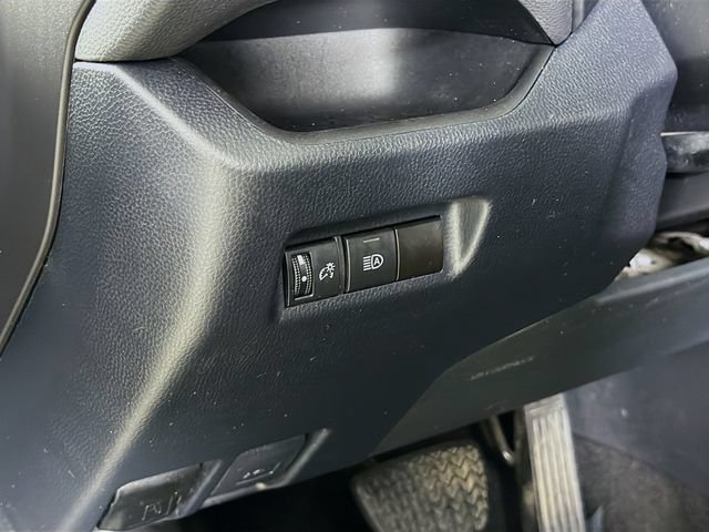 Used 2023 Toyota RAV4 LE FWD image 10