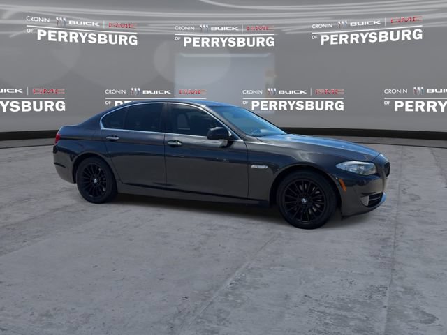 Used 2013 BMW 535i xDrive Sedan AWD/4WD image 2